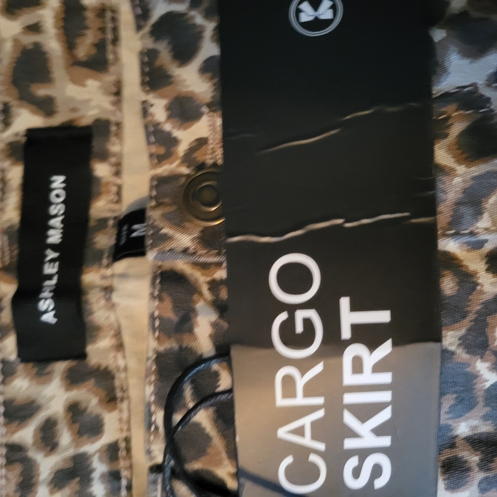 Ashley Mason Animal Print Cargo Skirt - Picture 3 of 3